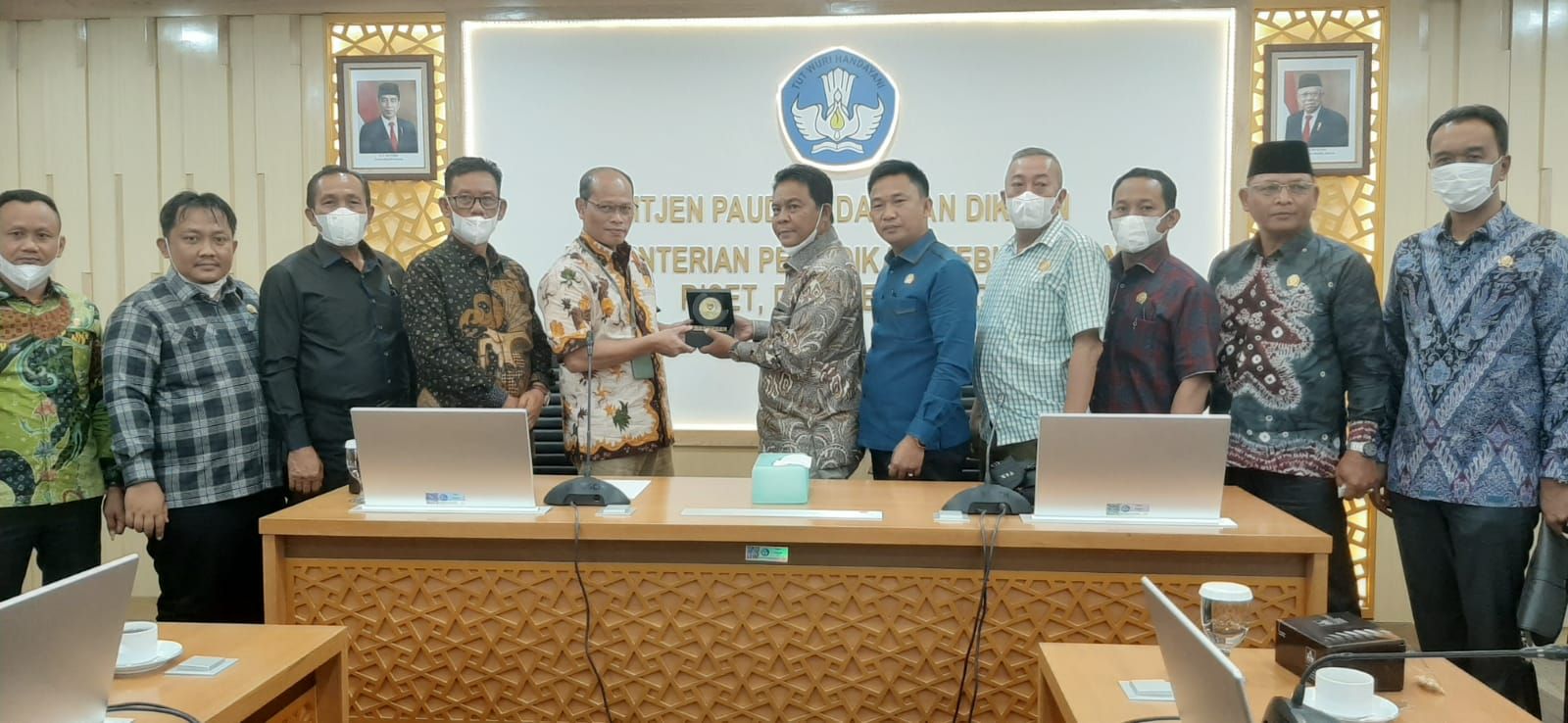 Bertamu ke Senayan, DPRD Mencari Solusi Atas Tiga Persoalan Pendidikan di Kabupaten OKU Timur 