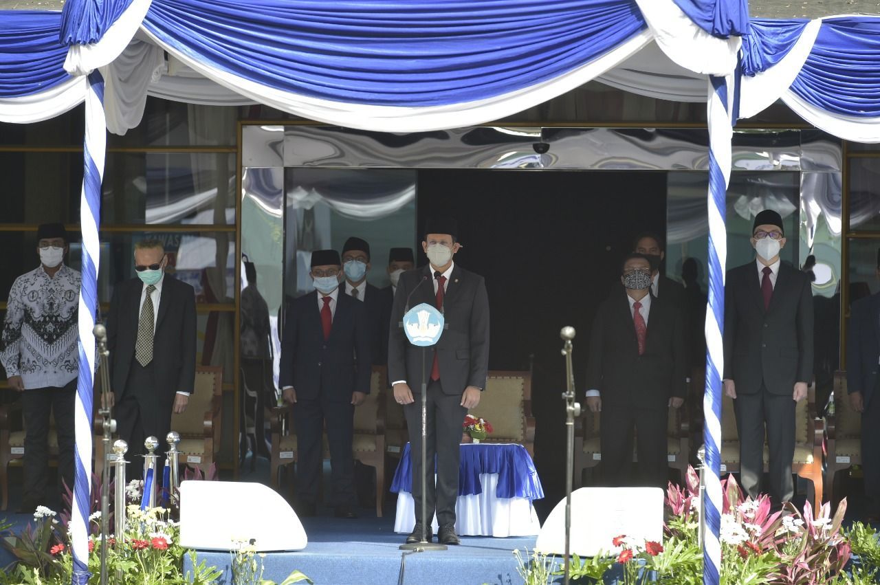 Hari Guru Nasional Tahun 2020 “Bangkitkan Semangat, Wujudkan Merdeka Belajar”