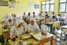 Wakil Bupati Bekasi: Seluruh Kecamatan Sudah Ter-cover MBG